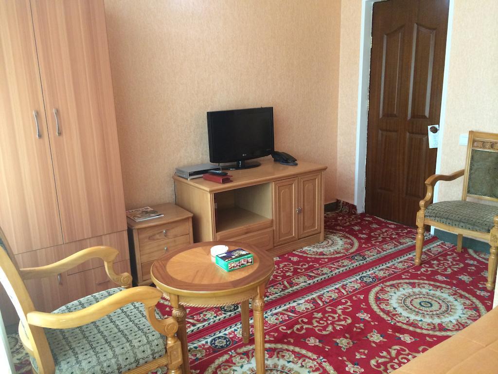Nairi Hotel Jermuk Extérieur photo