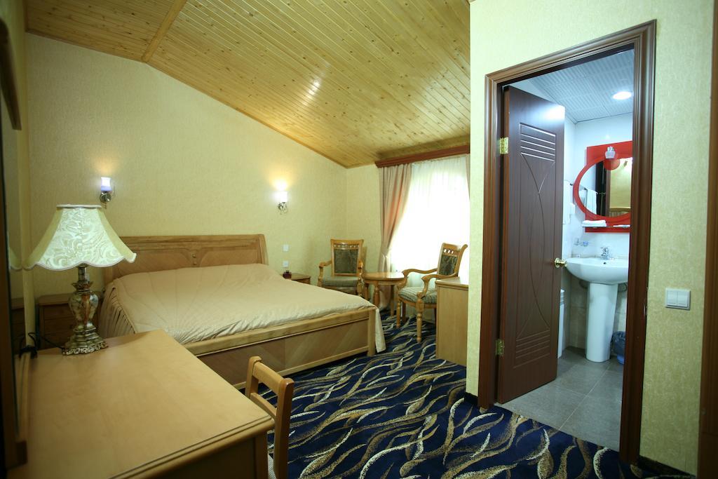 Nairi Hotel Jermuk Extérieur photo