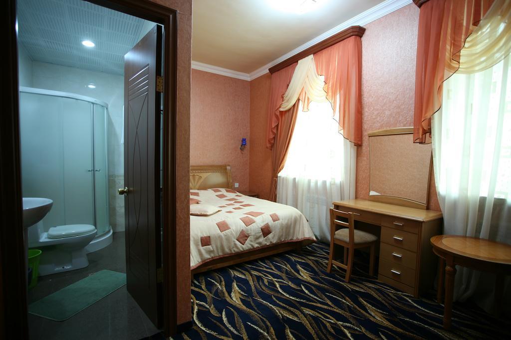 Nairi Hotel Jermuk Extérieur photo