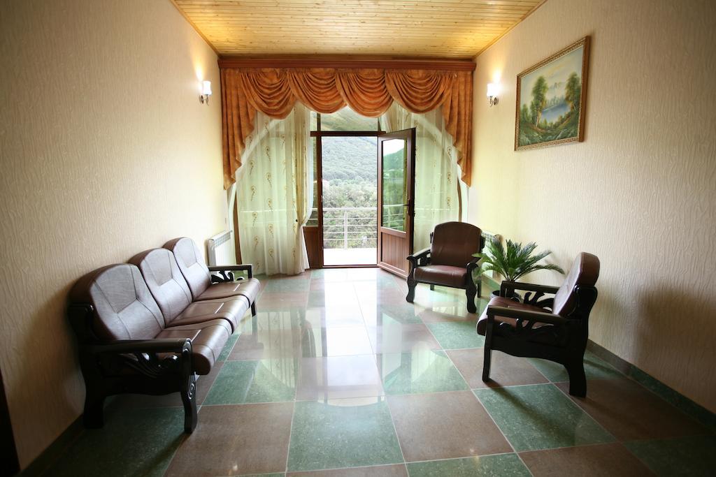 Nairi Hotel Jermuk Extérieur photo
